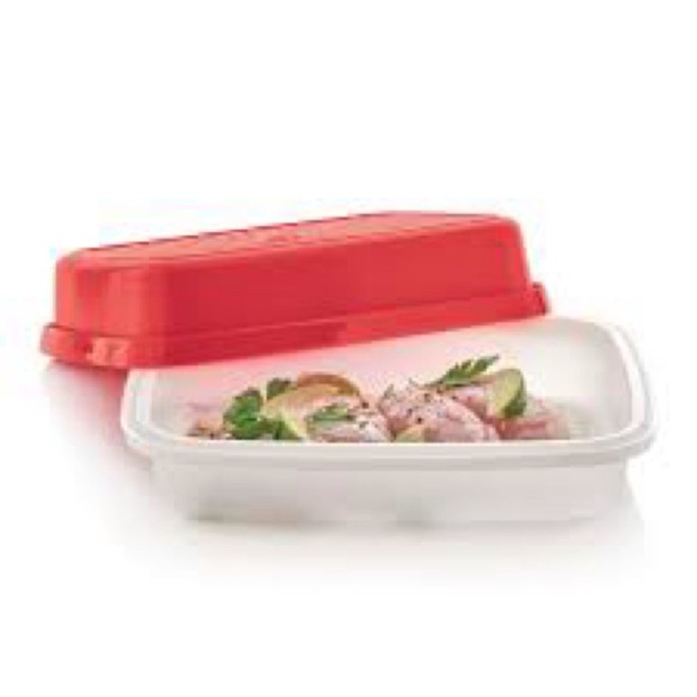 Tupperware Season Serve Container